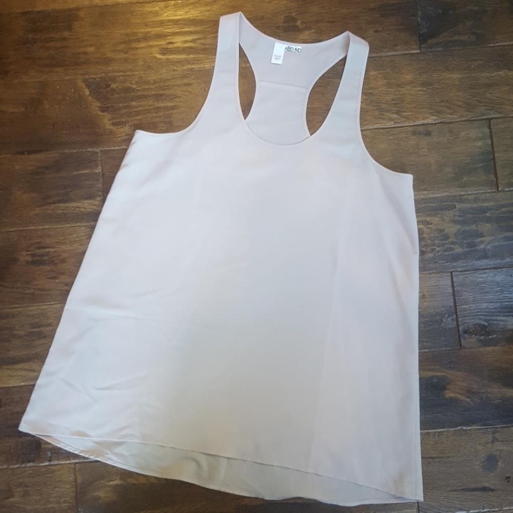 Abound Tank